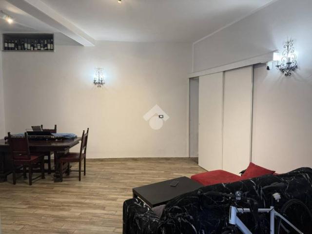 Appartamento in vendita a Centro Est, Serra Riccò