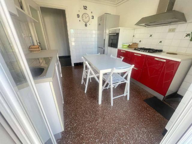 Appartamento in vendita a Quinto al Mare, Genova