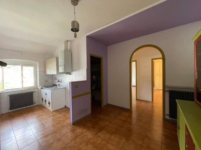 Appartamento in vendita a Val Polcevera, Serra Riccò
