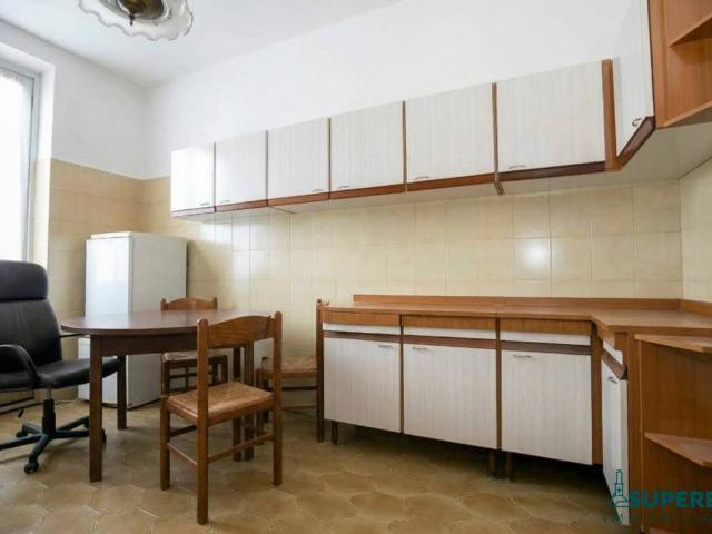 Appartamento in vendita a Marassi, Genova