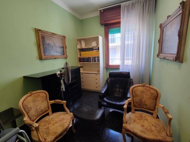 Appartamento in vendita a Centro Ovest, Serra Riccò