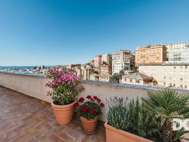 Appartamento in vendita a Centro Est, Serra Riccò