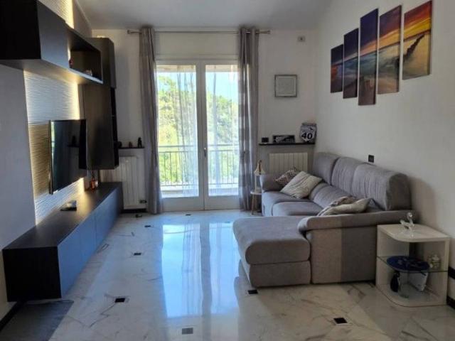 Appartamento in vendita a Multedo, Genova