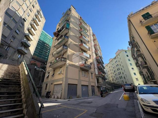 Appartamento in vendita a Centro Ovest, Serra Riccò