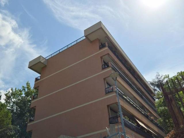 Appartamento in vendita a Medio Ponente, Serra Riccò