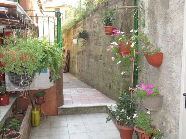 Appartamento in vendita a Media Val Bisagno, Serra Riccò