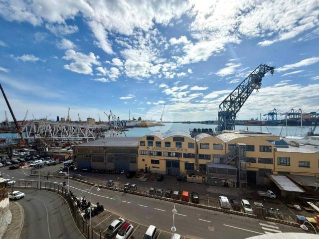 Appartamento in vendita a Centro Est, Serra Riccò
