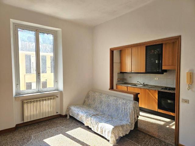 Appartamento in vendita a Centro Ovest, Serra Riccò