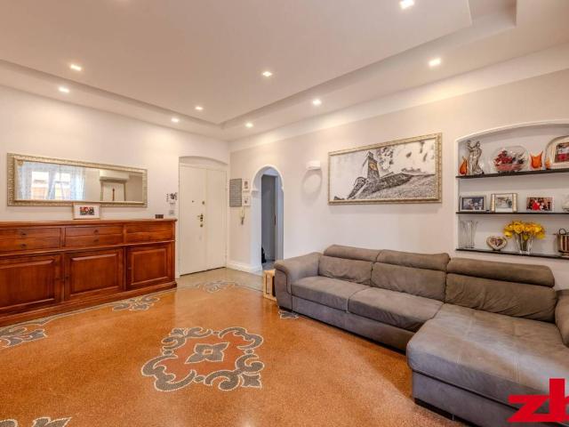 Appartamento in vendita a Vernazzola, Genova