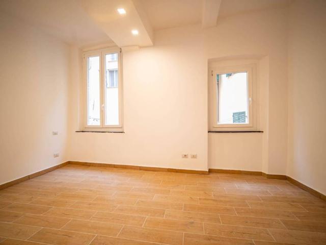 Appartamento in vendita a Centro Est, Serra Riccò