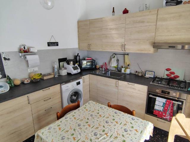 Appartamento in vendita a Cornigliano, Genova