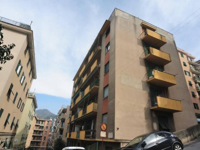 Appartamento in vendita a Medio Ponente, Serra Riccò