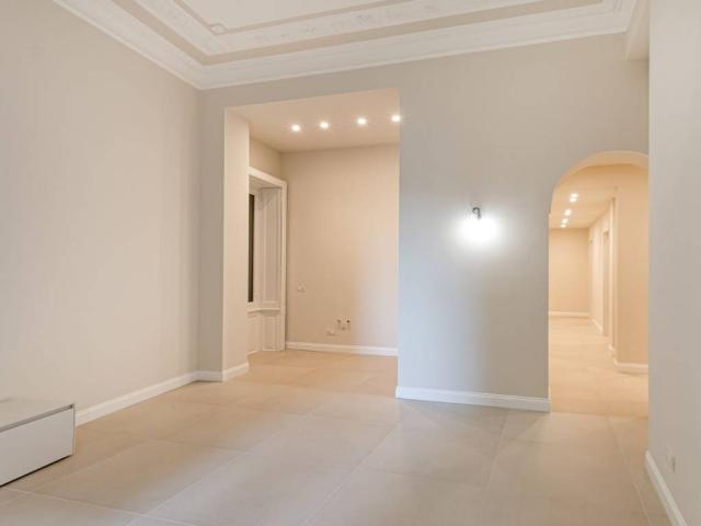 Appartamento in vendita a Centro Est, Serra Riccò