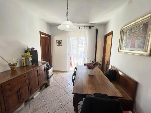Appartamento in vendita a Val Polcevera, Serra Riccò