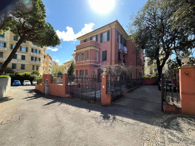 Appartamento in vendita a Medio Levante, Serra Riccò