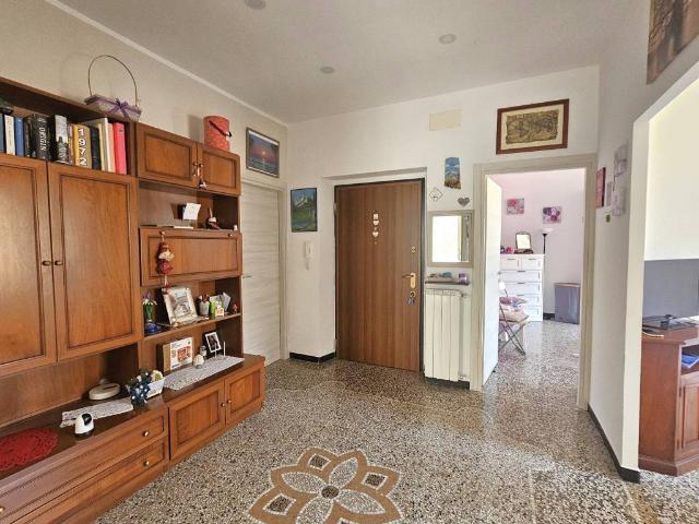 Appartamento in vendita a Centro Ovest, Serra Riccò