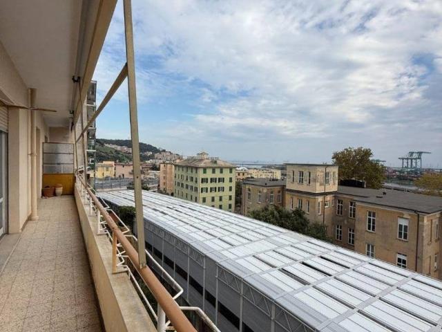 Appartamento in vendita a Pra', Genova