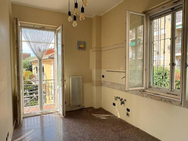 Appartamento in vendita a Quinto al Mare, Genova