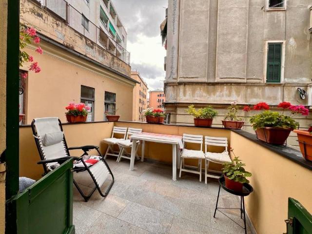 Appartamento in vendita a Medio Levante, Serra Riccò