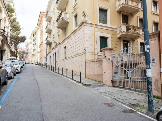 Appartamento in vendita a Centro Est, Serra Riccò