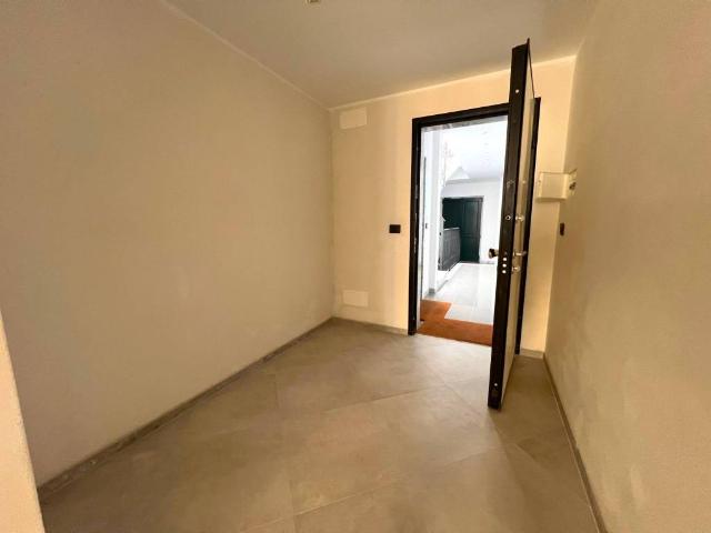 Appartamento in vendita a Sestri Ponente, Genova