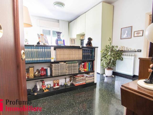 Appartamento in vendita a Centro Ovest, Serra Riccò