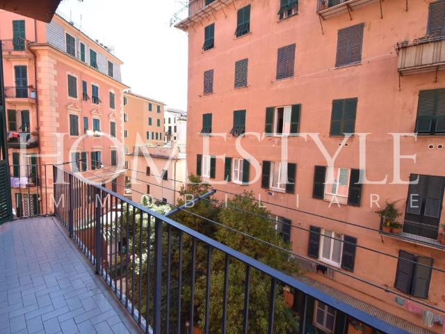 Appartamento in vendita a Carignano, Genova