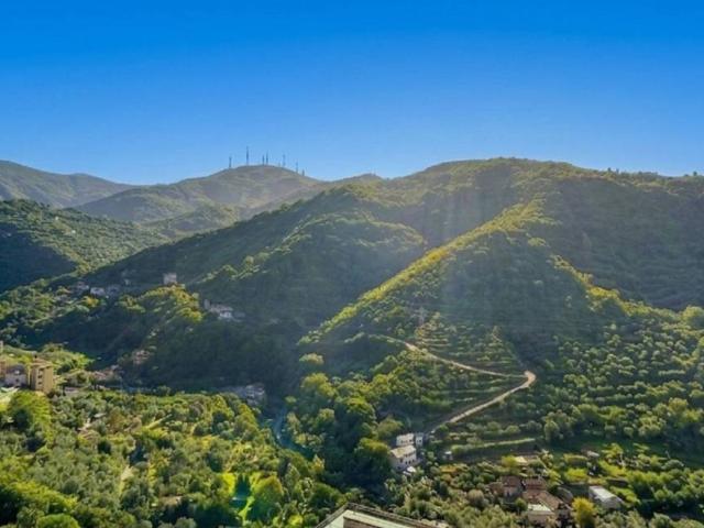 Appartamento in vendita a Levante, Serra Riccò