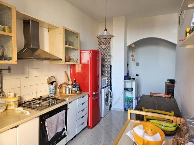 Appartamento in vendita a Centro Ovest, Serra Riccò