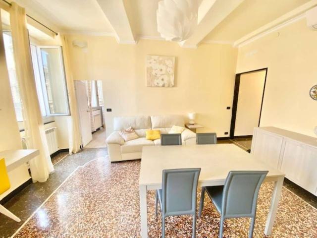 Appartamento in vendita a Centro Est, Serra Riccò