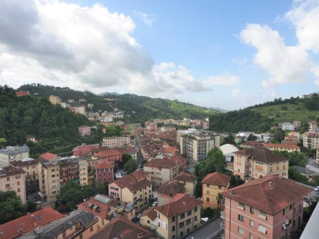 Appartamento in vendita a Val Polcevera, Serra Riccò