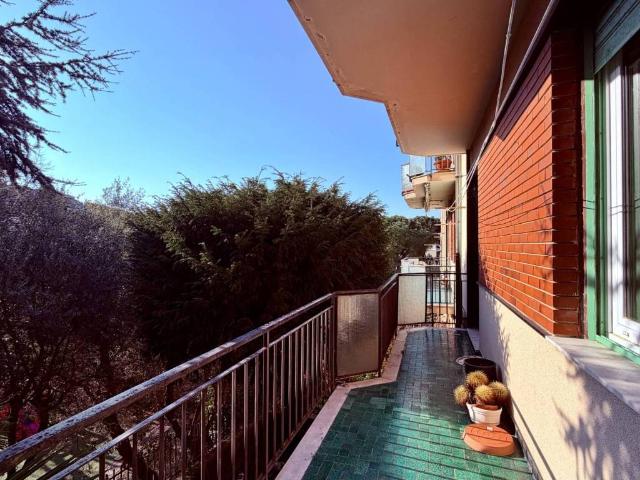 Appartamento in vendita a Levante, Serra Riccò
