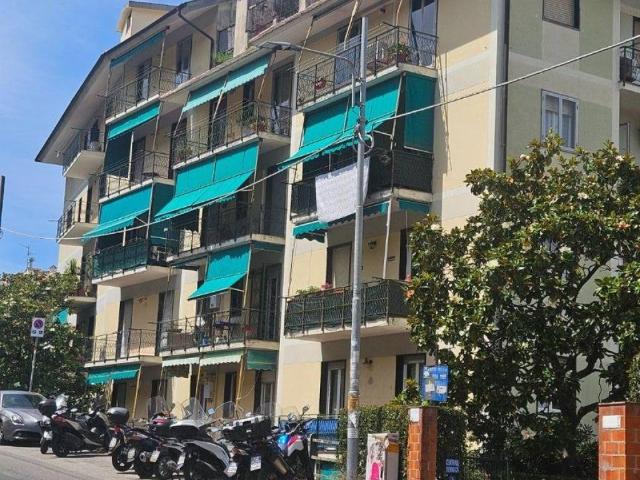 Appartamento in vendita a Levante, Serra Riccò