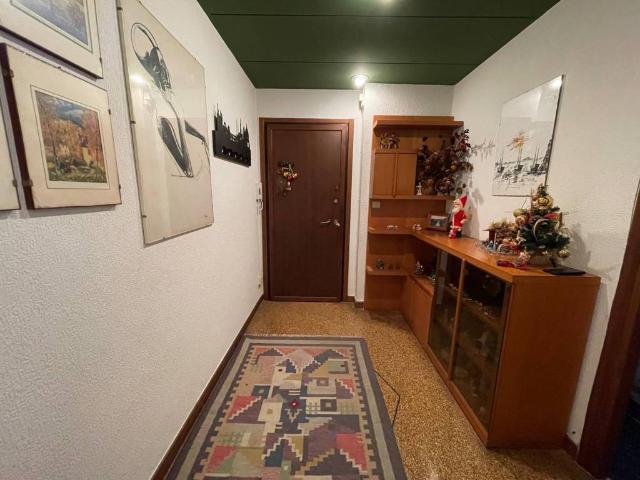 Appartamento in vendita a Centro Ovest, Serra Riccò
