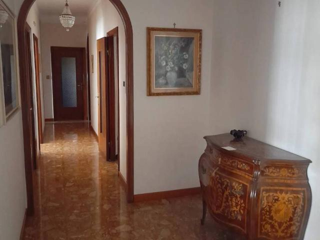 Appartamento in vendita a Ponente, Serra Riccò