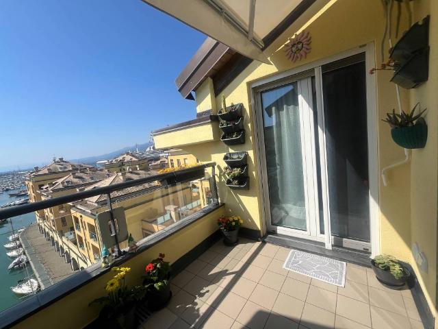 Appartamento in vendita a Sestri Ponente, Genova