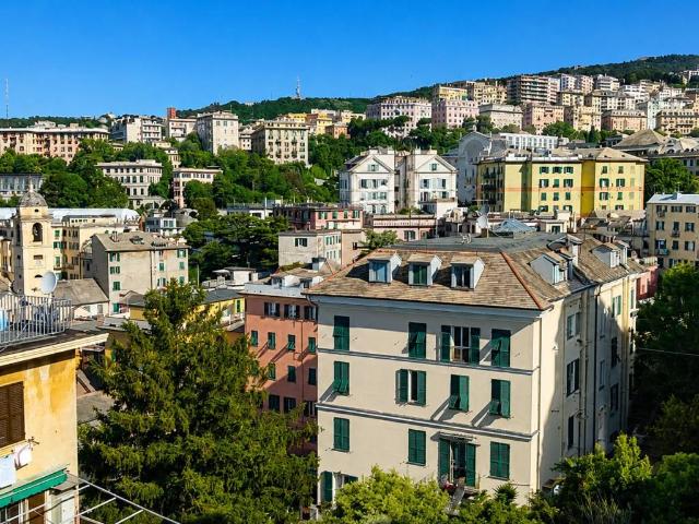 Appartamento in vendita a Centro Est, Serra Riccò