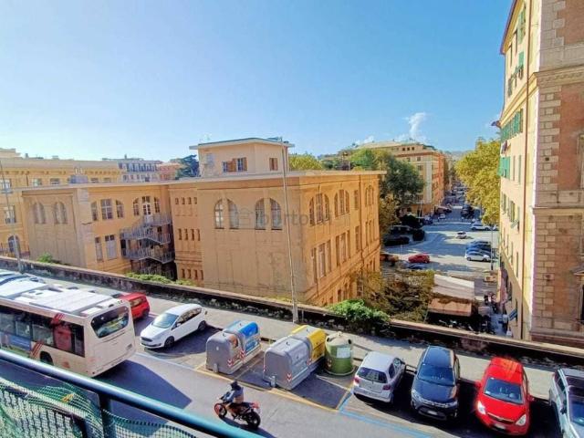 Appartamento in vendita a Medio Levante, Serra Riccò