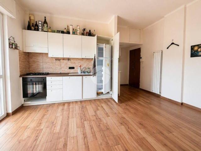 Appartamento in vendita a Centro Est, Serra Riccò