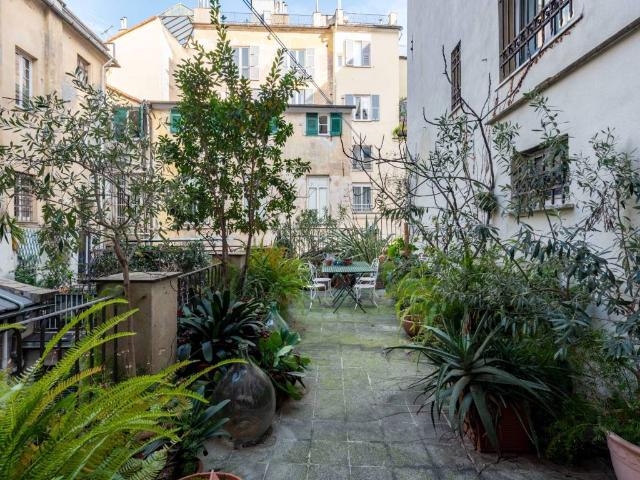 Appartamento in vendita a Centro Est, Serra Riccò