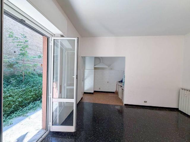 Appartamento in vendita a Bassa Val Bisagno, Serra Riccò
