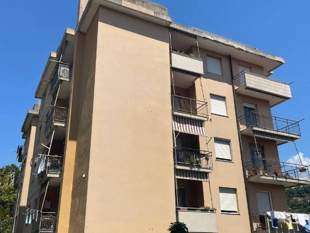 Appartamento in vendita a Val Polcevera, Serra Riccò