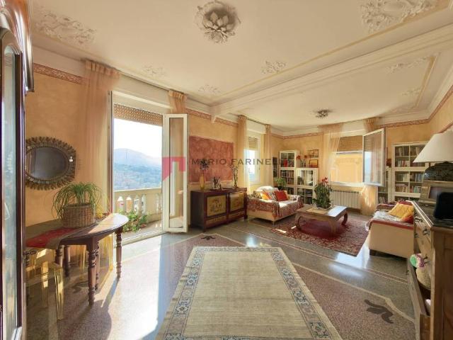 Appartamento in vendita a Centro Est, Serra Riccò
