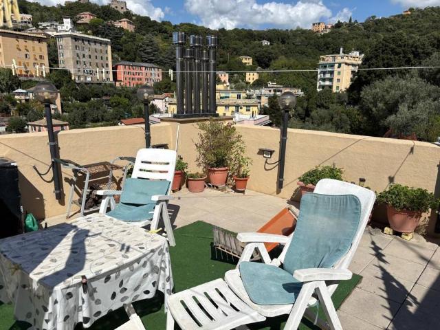 Appartamento in vendita a Chiappeto, Genova