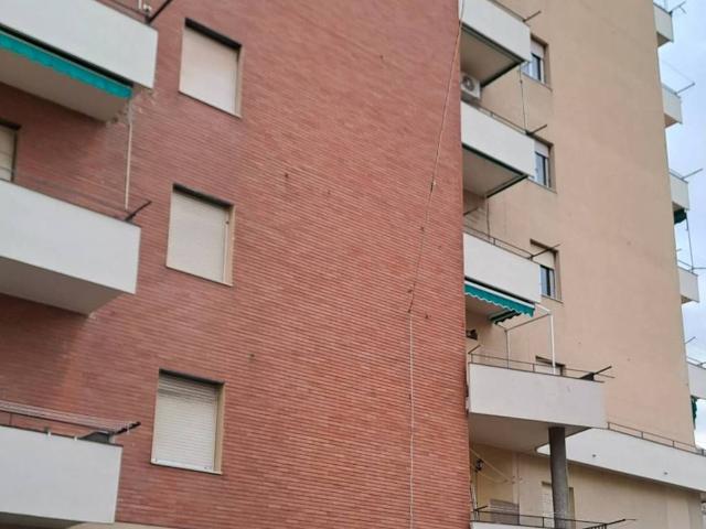 Appartamento in vendita a Medio Ponente, Serra Riccò