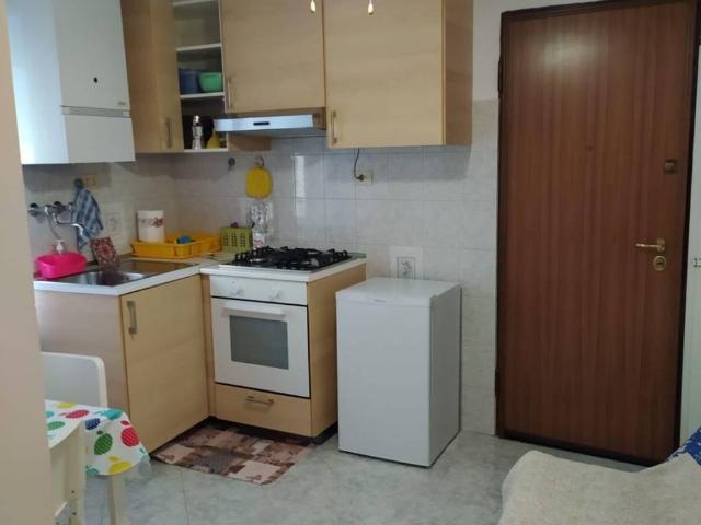 Appartamento in vendita a Medio Ponente, Serra Riccò
