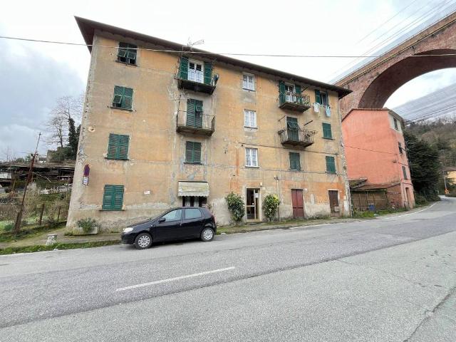 Appartamento in vendita a Val Polcevera, Serra Riccò