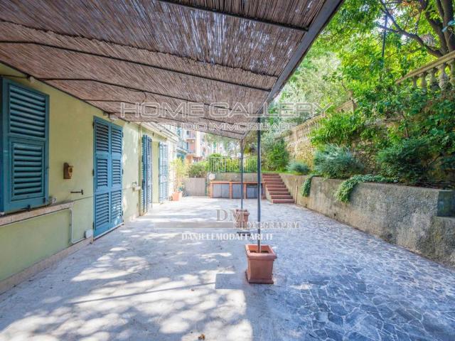 Appartamento in vendita a Medio Levante, Serra Riccò