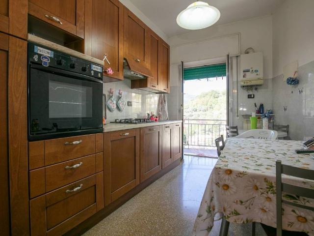Appartamento in vendita a San Felice, Genova