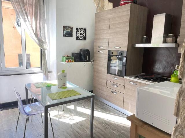 Appartamento in vendita a Medio Ponente, Serra Riccò